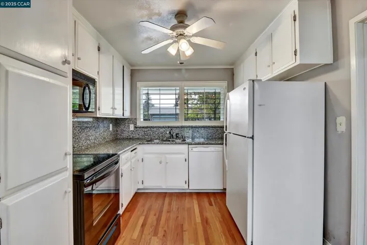 1733 Elmhurst Ln, Concord, California 94521