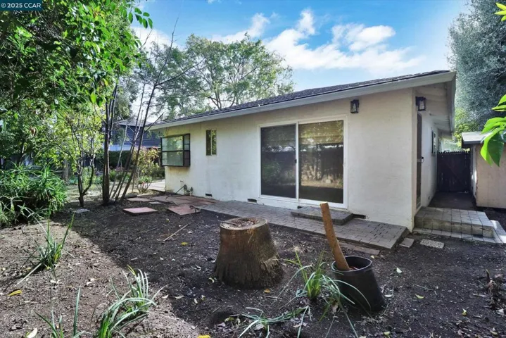 1733 Elmhurst Ln, Concord, California 94521