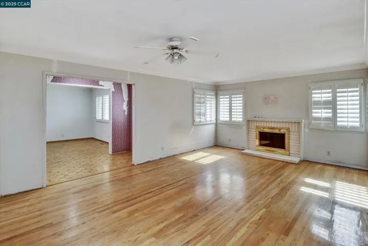 1733 Elmhurst Ln, Concord, California 94521