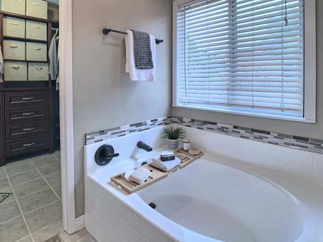 1242 Avenida Amistad, San Marcos, California 92069