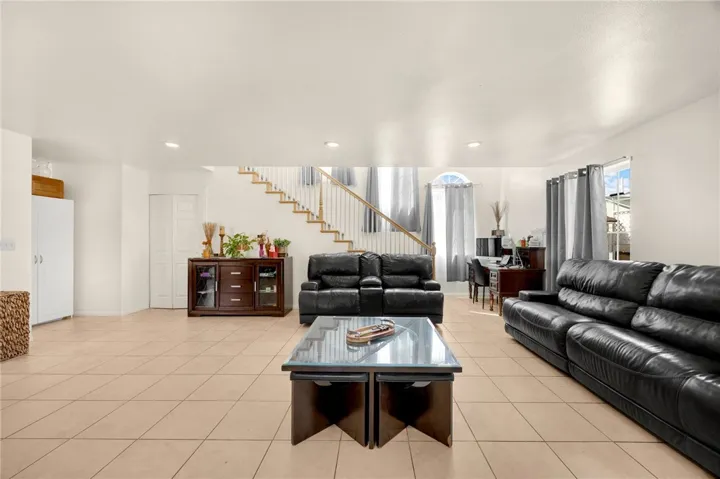 5503 Dowling Avenue, Pico Rivera, California 90660