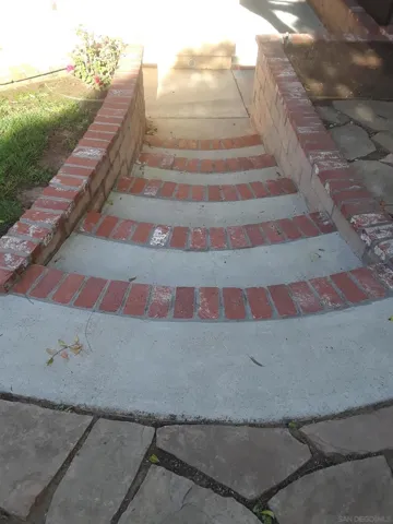 510 Tarento Drive, San Diego, California 92106