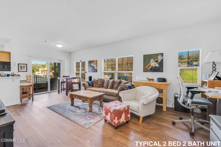 1256 E Main St  -  HsHProd-51