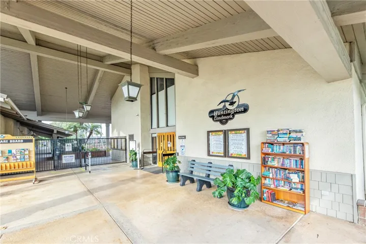 8566 Van Ness Court 24e, Huntington Beach, California 92646