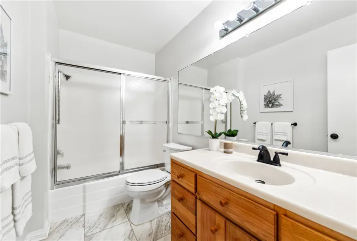 8566 Van Ness Court 24e, Huntington Beach, California 92646