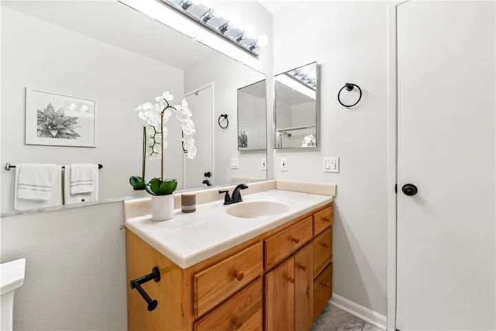 8566 Van Ness Court 24e, Huntington Beach, California 92646