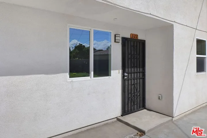 322 E 55th Street, Los Angeles, California 90011