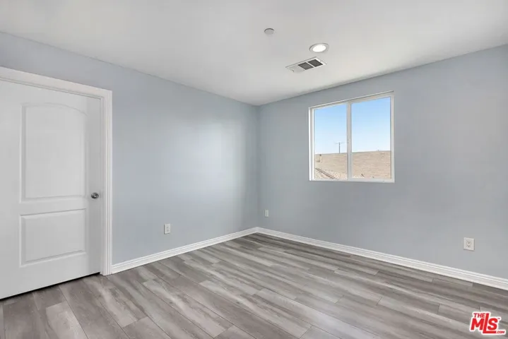 322 E 55th Street, Los Angeles, California 90011