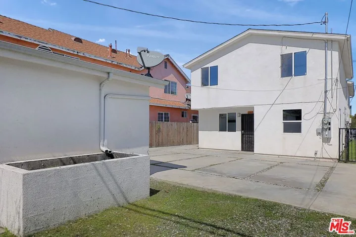322 E 55th Street, Los Angeles, California 90011