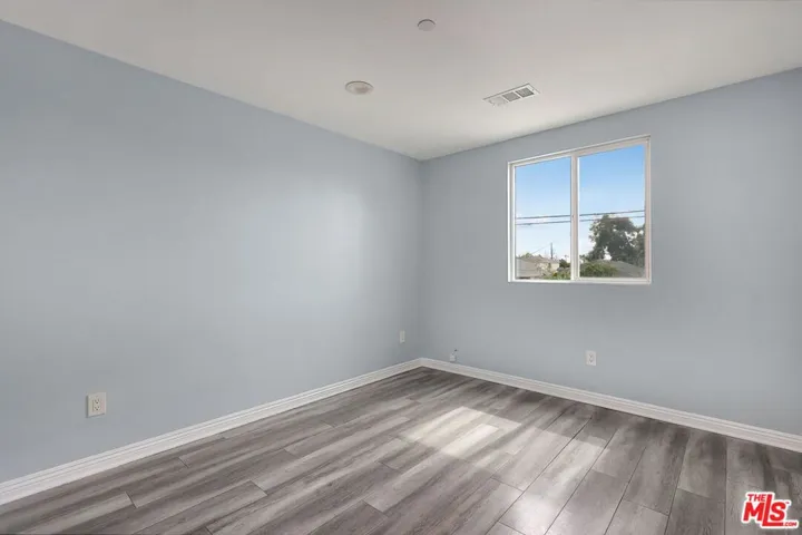 322 E 55th Street, Los Angeles, California 90011