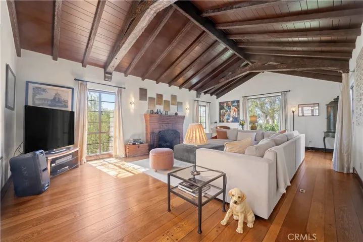 2080 Kerwood Ave, Los Angeles, California 90025