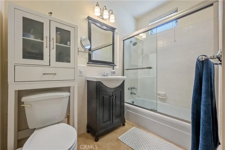 2080 Kerwood Ave, Los Angeles, California 90025