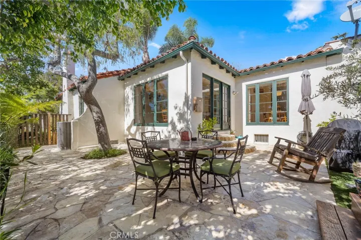 2080 Kerwood Ave, Los Angeles, California 90025