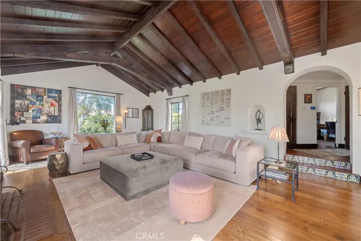 2080 Kerwood Ave, Los Angeles, California 90025