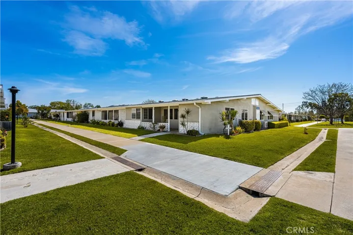 1533 Merion Way 02-026g, Seal Beach, California 90740