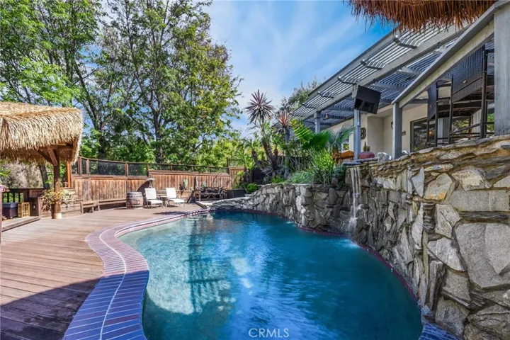 6695 E Canyon Hills Road, Anaheim, California 92807