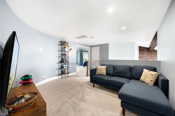 6695 E Canyon Hills Road, Anaheim, California 92807