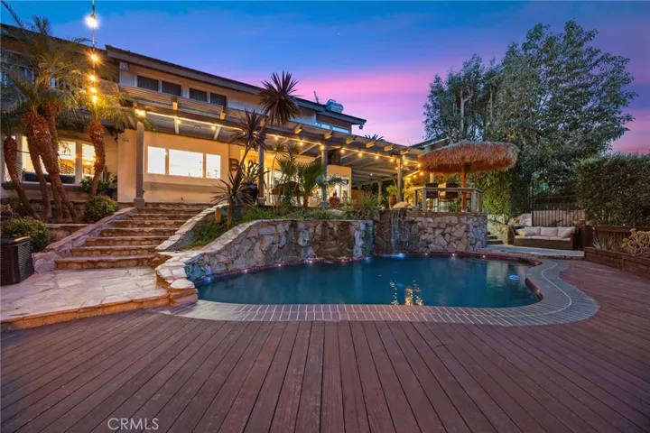 6695 E Canyon Hills Road, Anaheim, California 92807