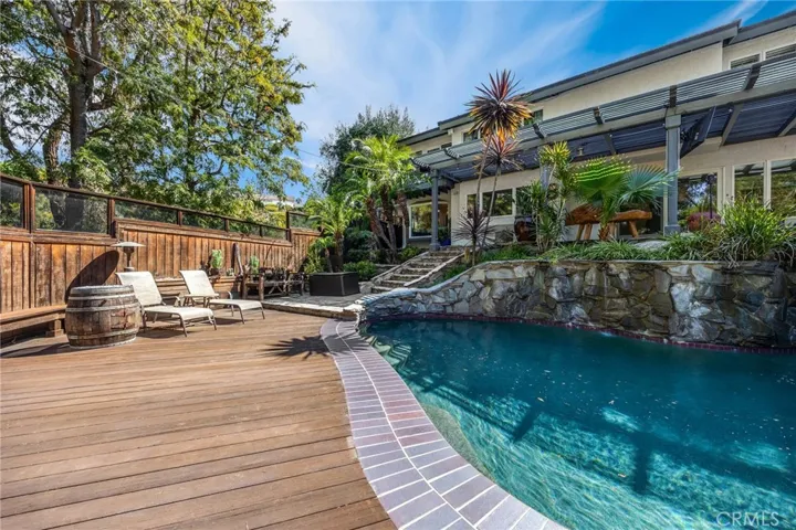 6695 E Canyon Hills Road, Anaheim, California 92807