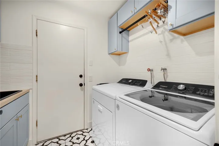 6695 E Canyon Hills Road, Anaheim, California 92807