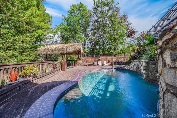 6695 E Canyon Hills Road, Anaheim, California 92807