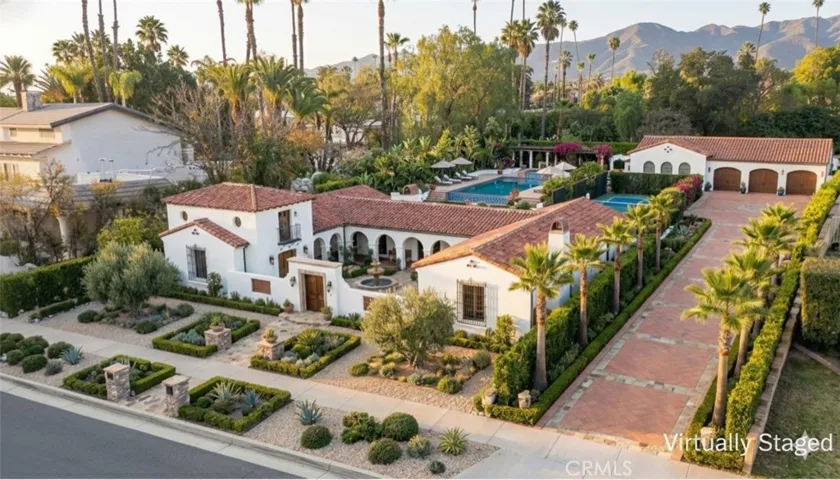 Virtually Rendering/Staged Photo of possible 2nd Lot Usage