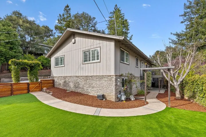 112 Hilltop Way, Scotts Valley, California 95066