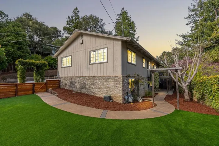 112 Hilltop Way, Scotts Valley, California 95066