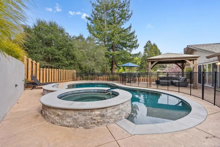 112 Hilltop Way, Scotts Valley, California 95066