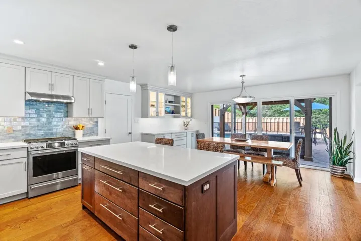 112 Hilltop Way, Scotts Valley, California 95066