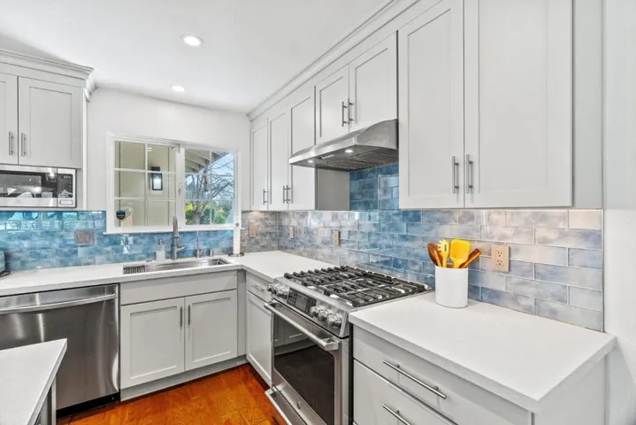 112 Hilltop Way, Scotts Valley, California 95066