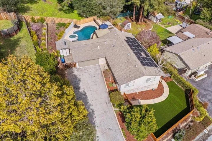 112 Hilltop Way, Scotts Valley, California 95066