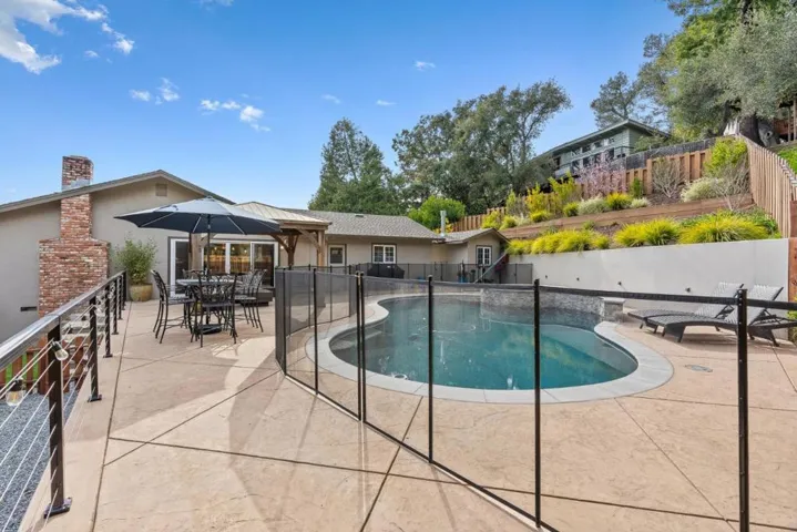 112 Hilltop Way, Scotts Valley, California 95066