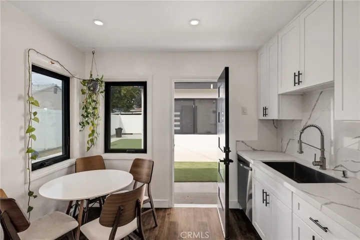 6037 Candlewood Street, Lakewood, California 90713