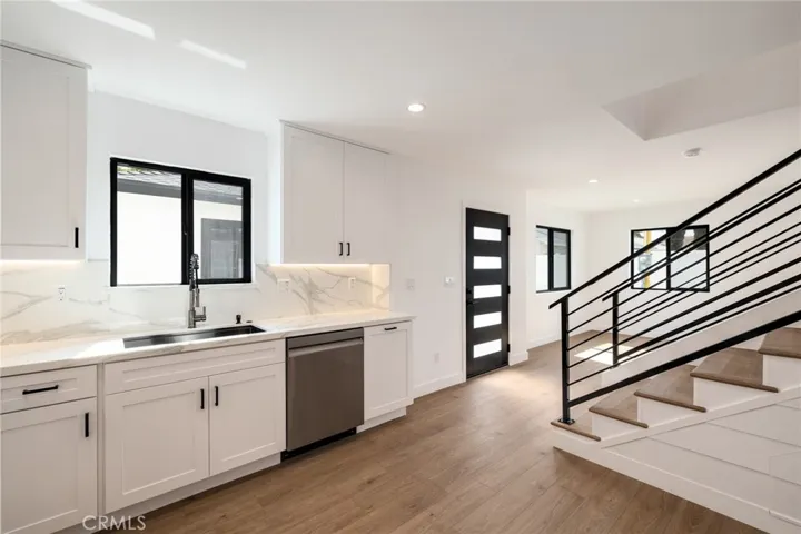 6037 Candlewood Street, Lakewood, California 90713