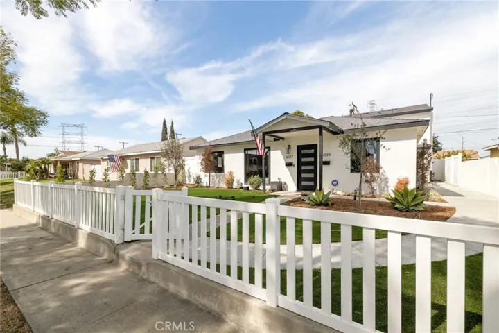 6037 Candlewood Street, Lakewood, California 90713