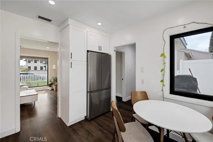 6037 Candlewood Street, Lakewood, California 90713