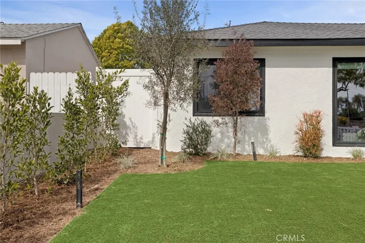 6037 Candlewood Street, Lakewood, California 90713