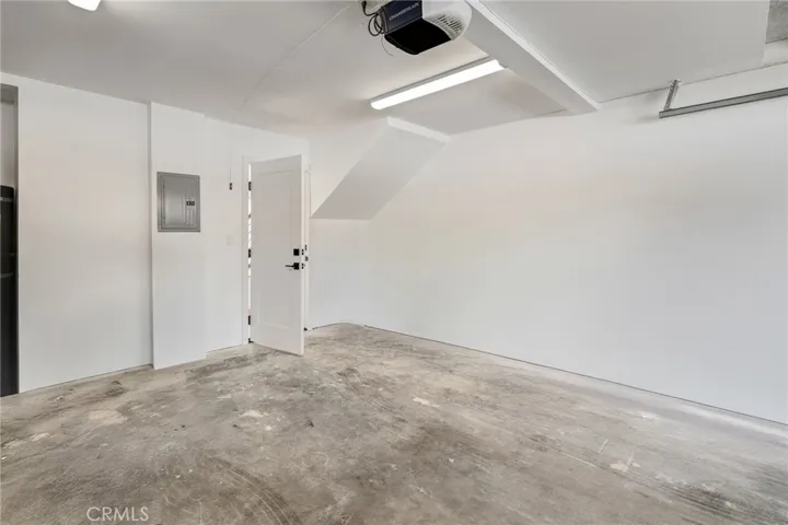 6037 Candlewood Street, Lakewood, California 90713