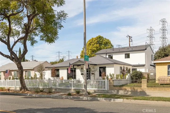6037 Candlewood Street, Lakewood, California 90713