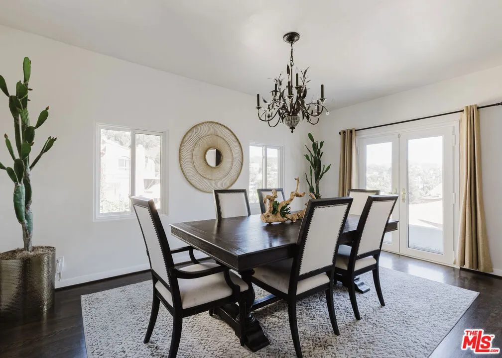 2041 Glencoe Way, Los Angeles, California 90068 home-pic-9