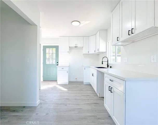 110 W Johnson Street, Compton, California 90220