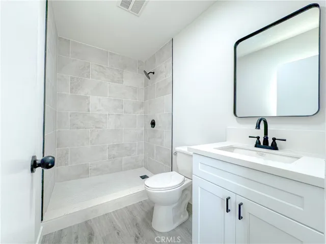 110 W Johnson Street, Compton, California 90220
