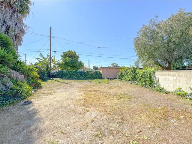 110 W Johnson Street, Compton, California 90220