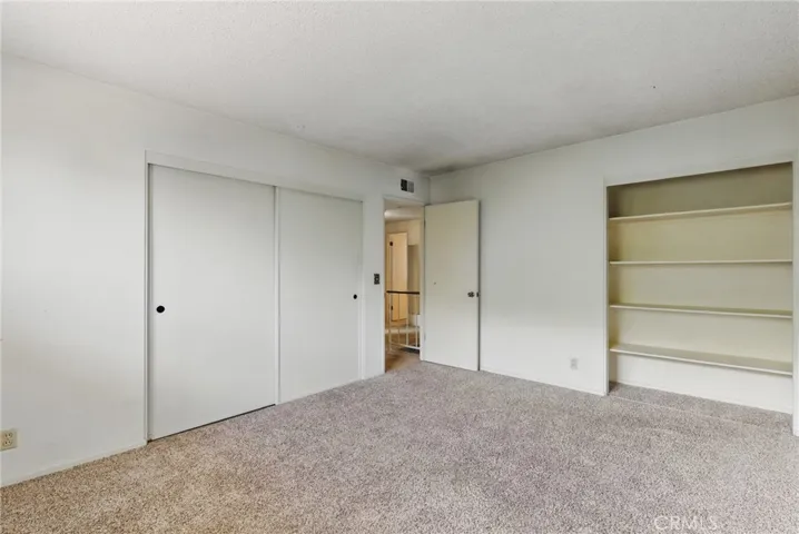 Large Bedroom with 2 Closets