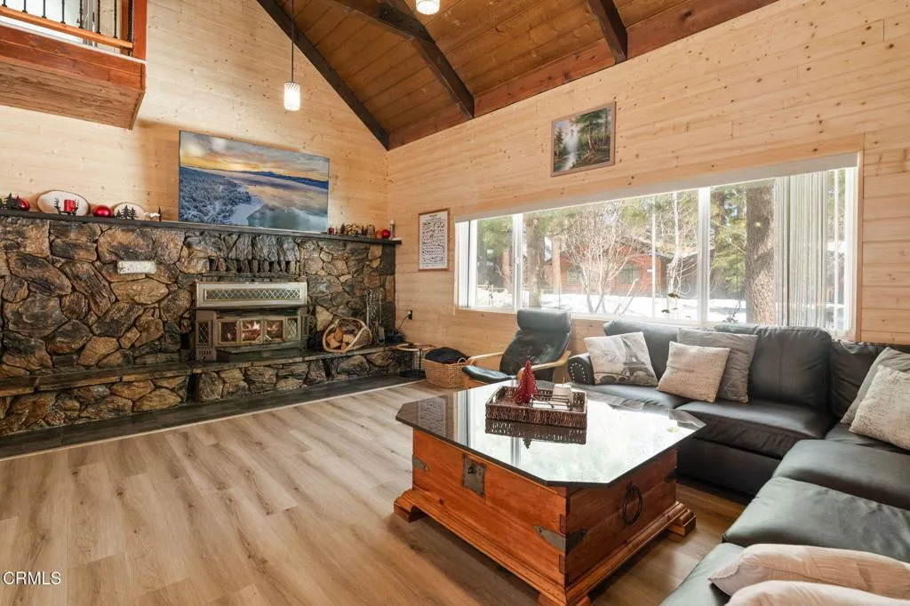612 Timber Lane, Big Bear Lake, California 92315 home-pic-17