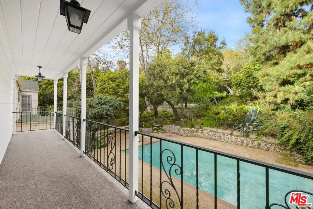 1150 Stone Canyon Road, Los Angeles, California 90077 home-pic-16
