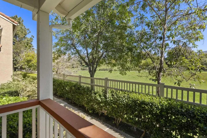 7768 Caminito Monarca 110, Carlsbad, California 92009