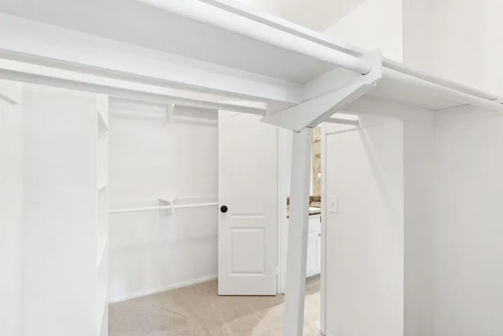 OWNER ENSUITE CLOSET DUAL ACCESS FROM BATH AND BEDROOM