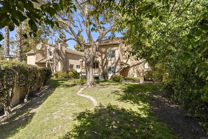 GREEN SPACE RIGHT OUTSIDE TOWNHOME